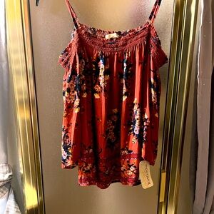 New with tags Spaghetti strap off the shoulders swelling shut up with sleeves.